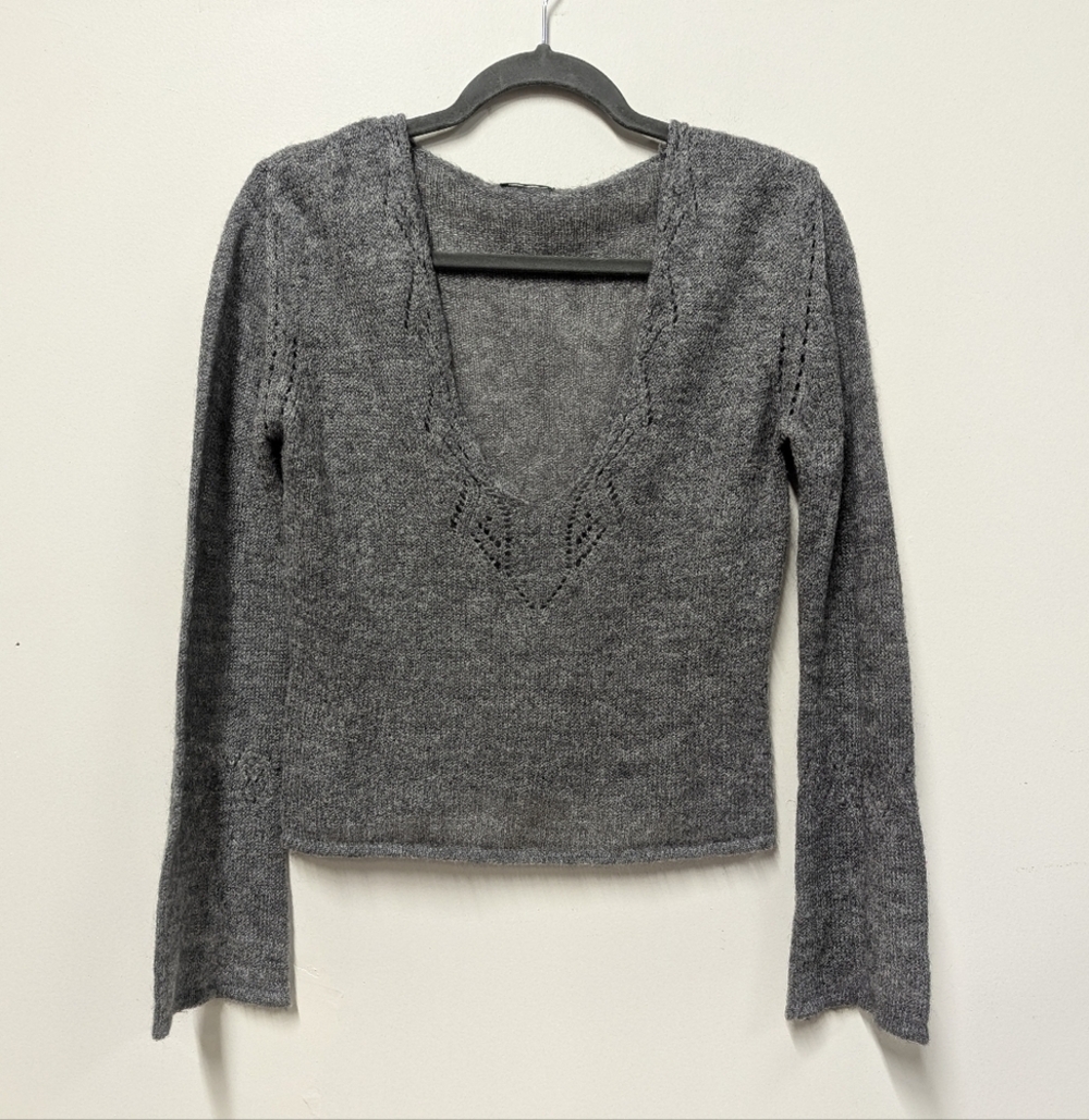 Vintage Y2K Gray Knit V-Neck Sweater Pointelle open weave Cropped Baby S